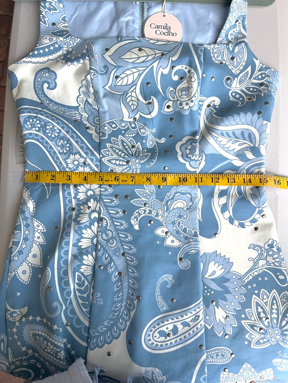 Camila Coelho mini patterned studded dress blue white silver size 8 - Picture 12 of 13